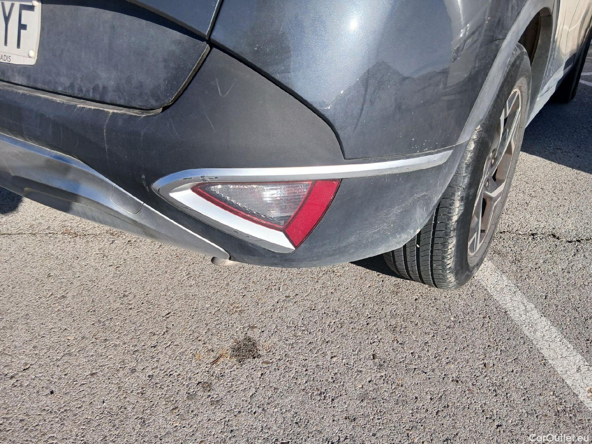  KIA  Sportage KIA  / 2022 / 5P / todoterreno 1.6 T-GDi 110kW (150CV) Concept 4x2 #47