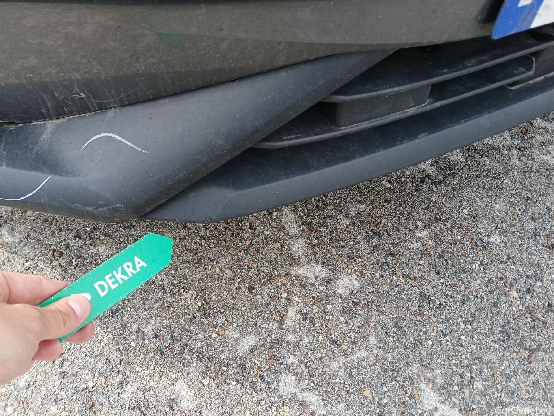  Nissan  Juke NISSAN  / 2019 / 5P / crossover DIG-T 84 kW (114 CV) 6M/T Acenta #18