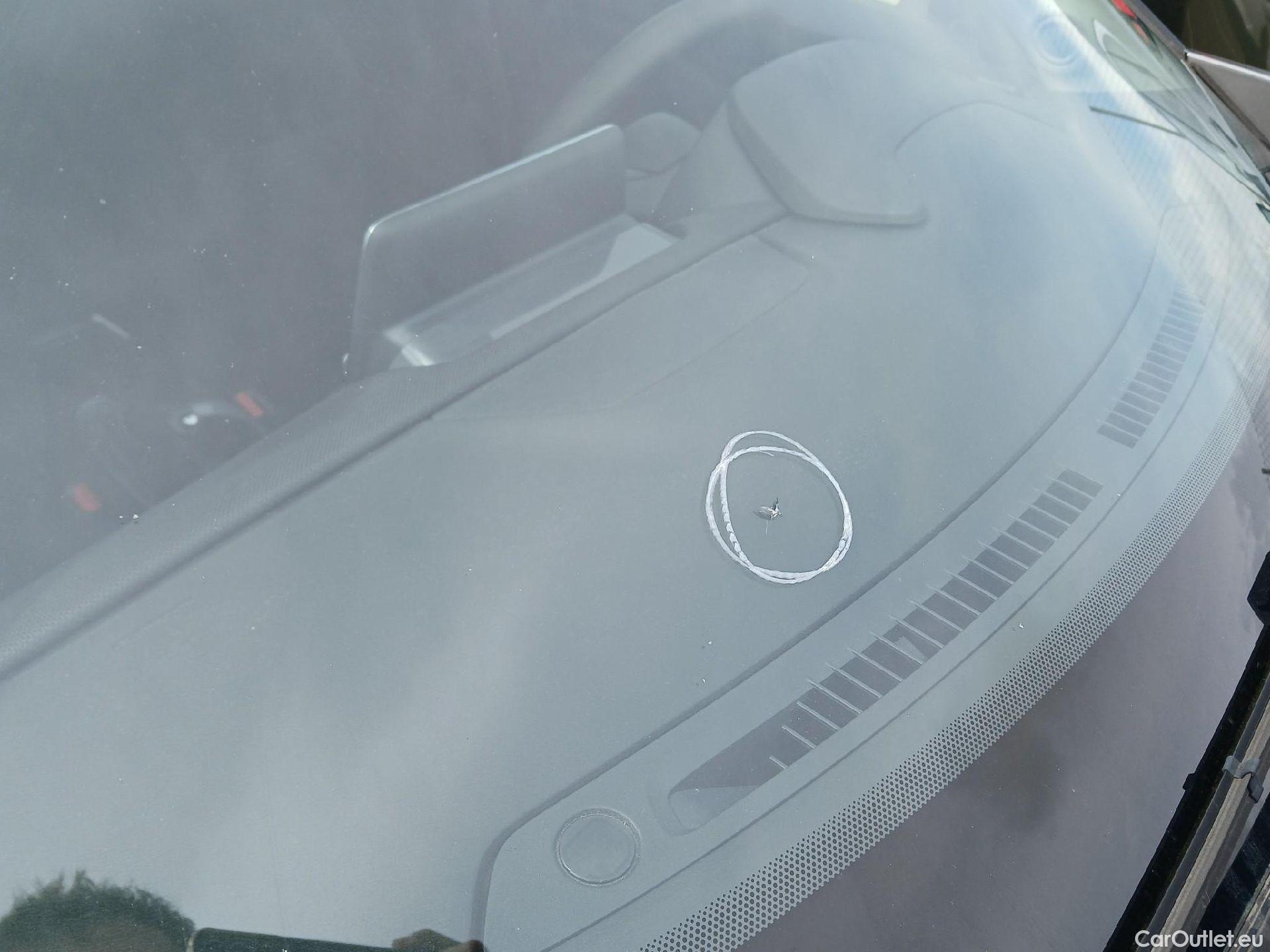  Nissan  Juke NISSAN  / 2019 / 5P / crossover DIG-T 84 kW (114 CV) 6M/T Acenta #23