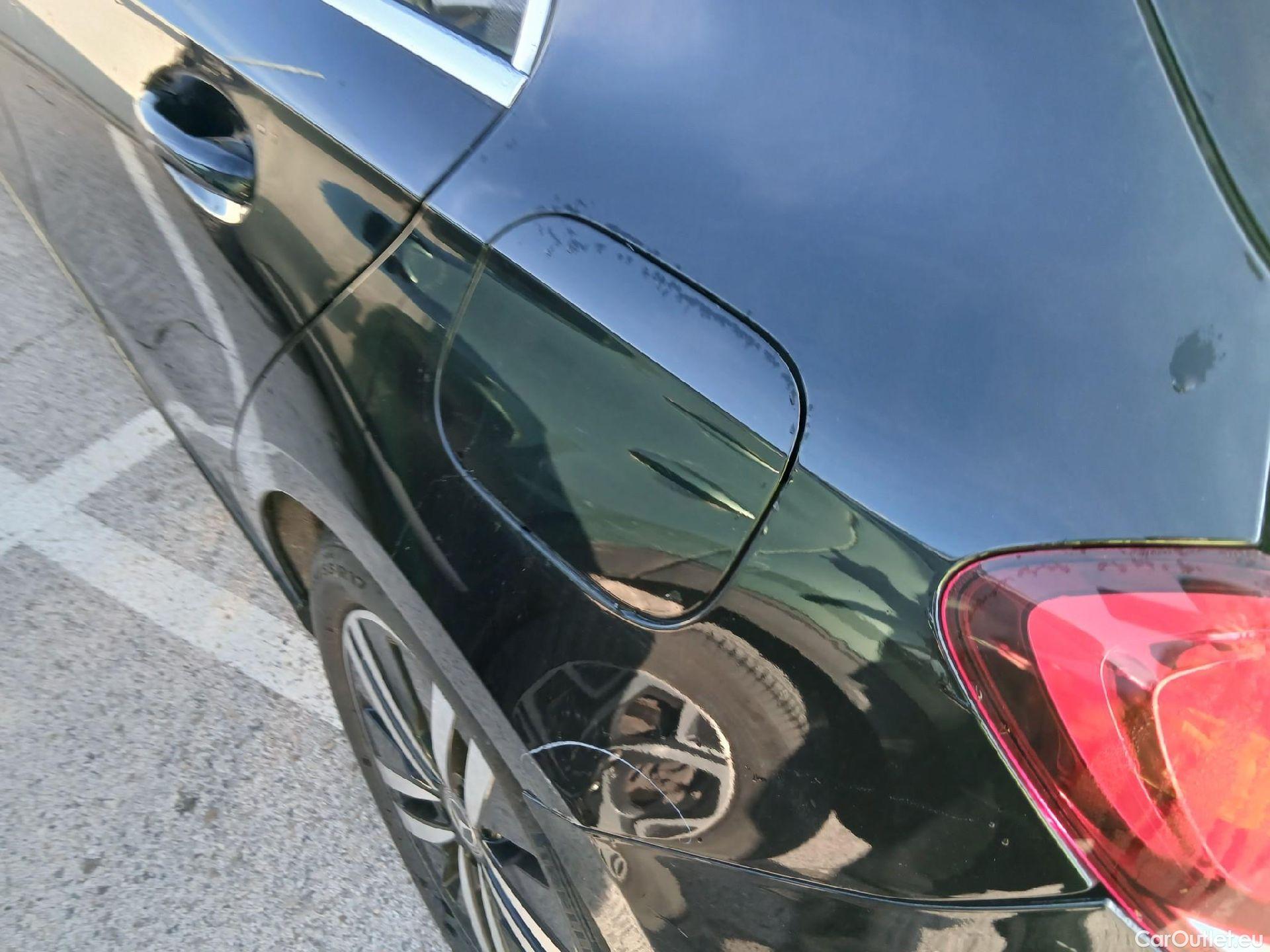  Mercedes  A-Klasse MERCEDES-BENZ Clase A / 2018 / 5P / berlina con portón A 180 d #15