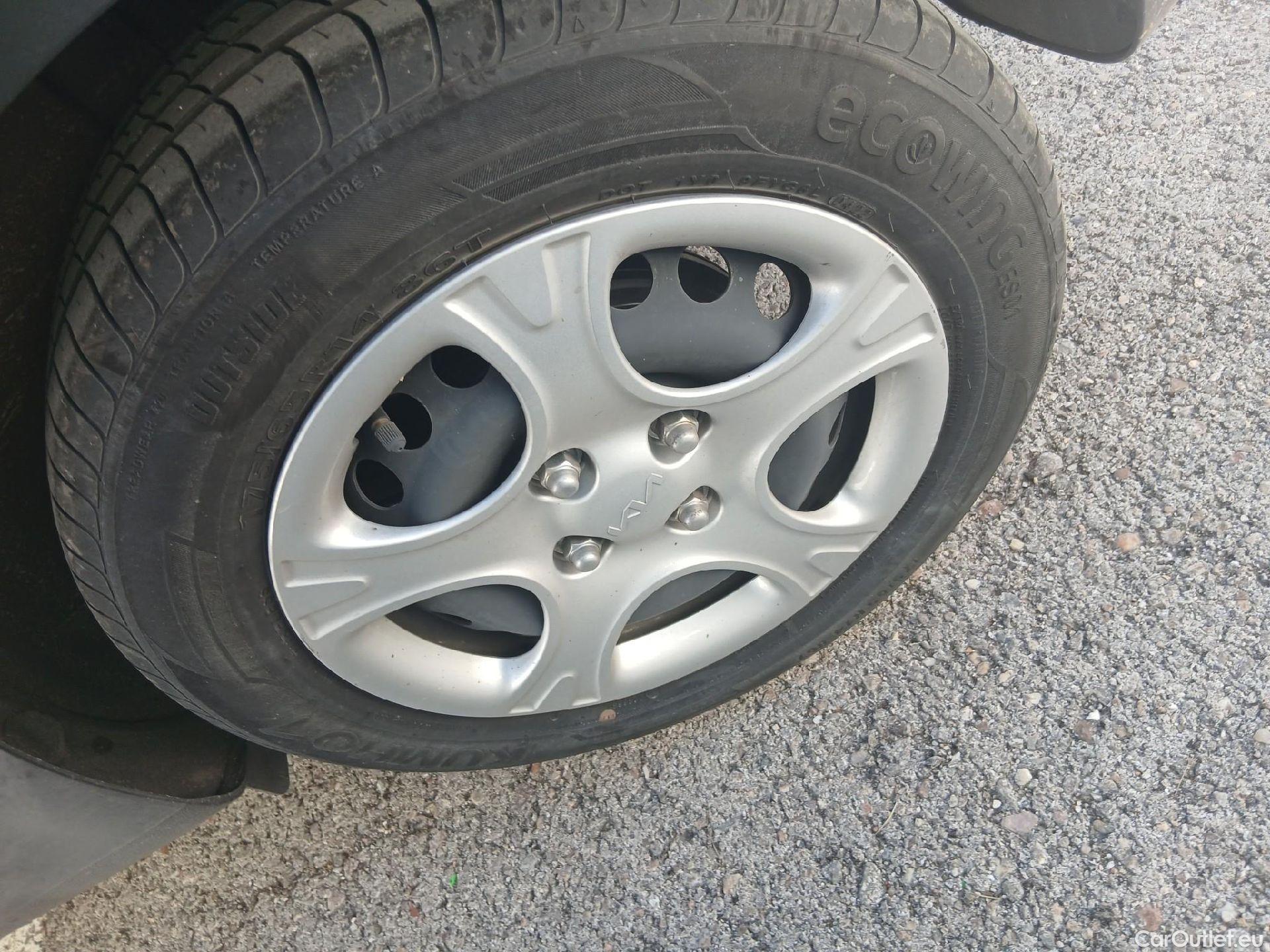  KIA  Picanto KIA  / 2020 / 5P / berlina con portón 1.0 DPi 49kW (67CV) Concept #20