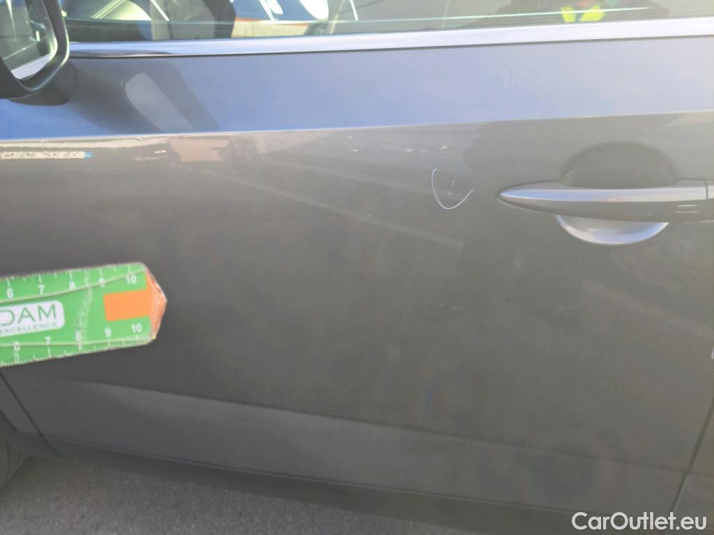  Nissan  Qashqai NISSAN  / 2021 / 5P / todoterreno DIG-T 116kW (158CV) mHEV Xtronic Acenta (AC) #4