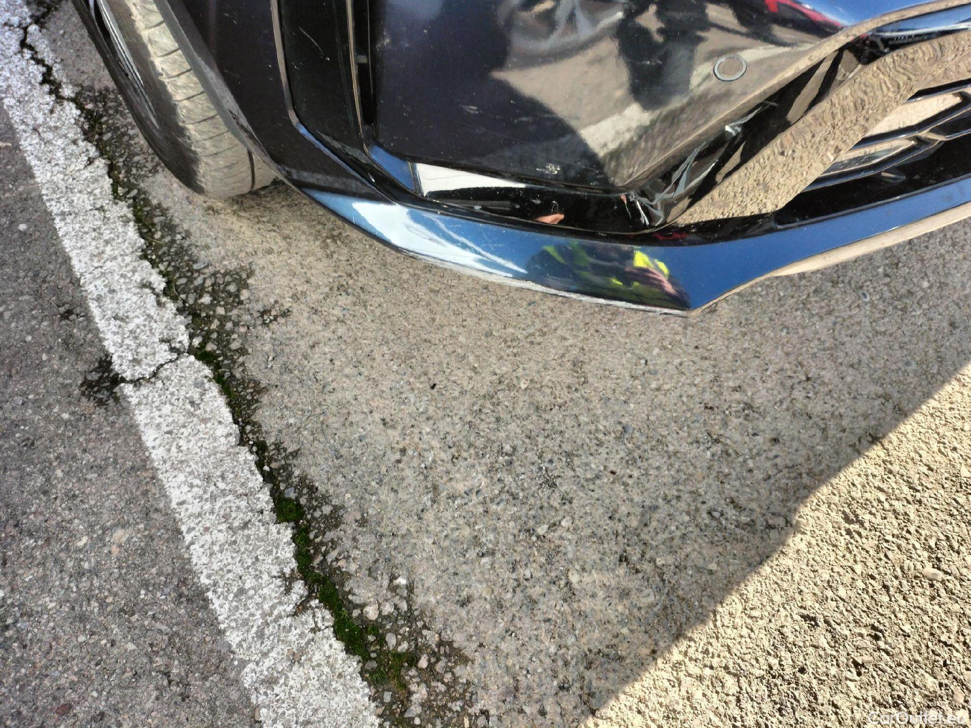  KIA  Sorento KIA  / 2020 / 5P / todoterreno 1.6 T-GDi PHEV Emotion 4x4 7pl P.Luxury #3