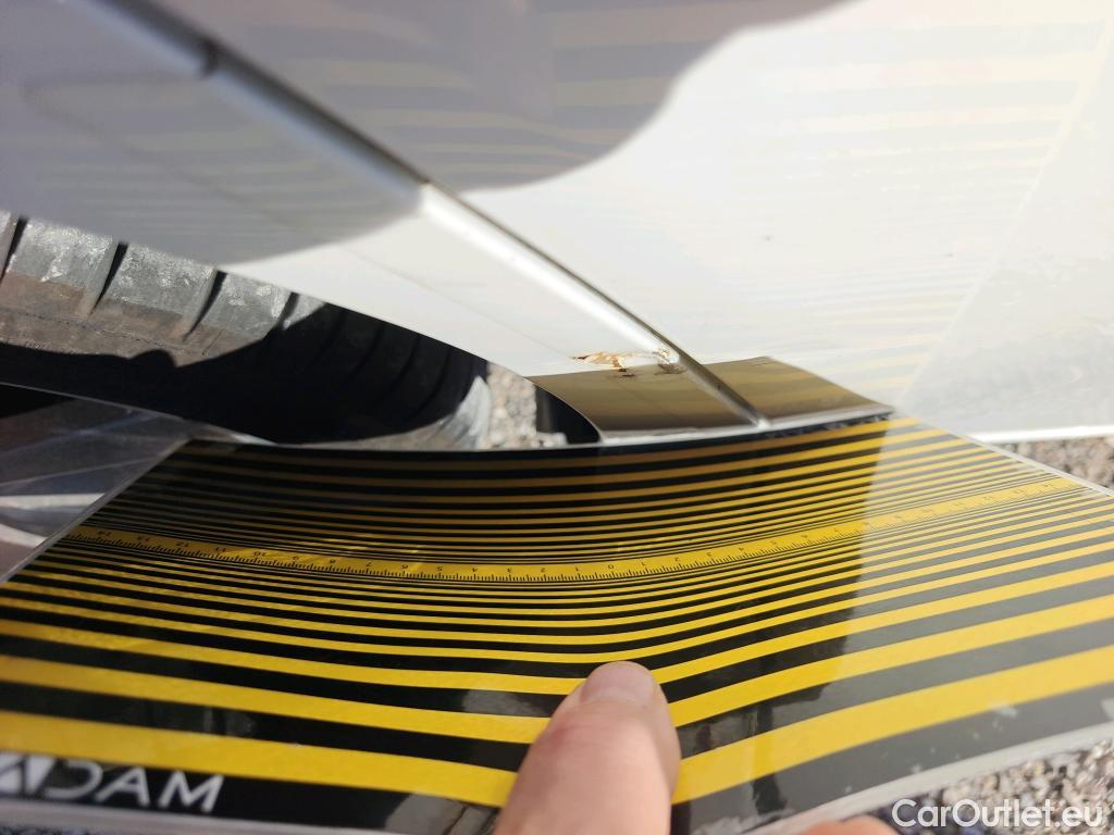  Toyota  Auris TOYOTA  5p 2G berlina con portón 1.8 140H Hybrid Feel! Edition #16