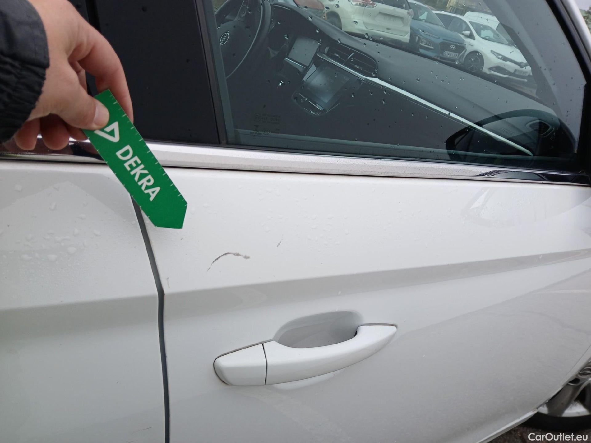  Opel  Corsa OPEL  1.2T XHL 74kW (100CV) Elegance #32