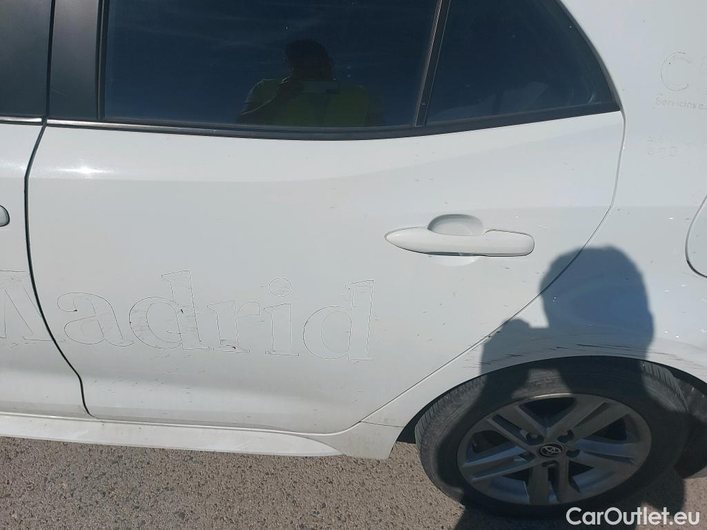  Toyota  Corolla TOYOTA  1.8 125H ACTIVE TECH E-CVT #26