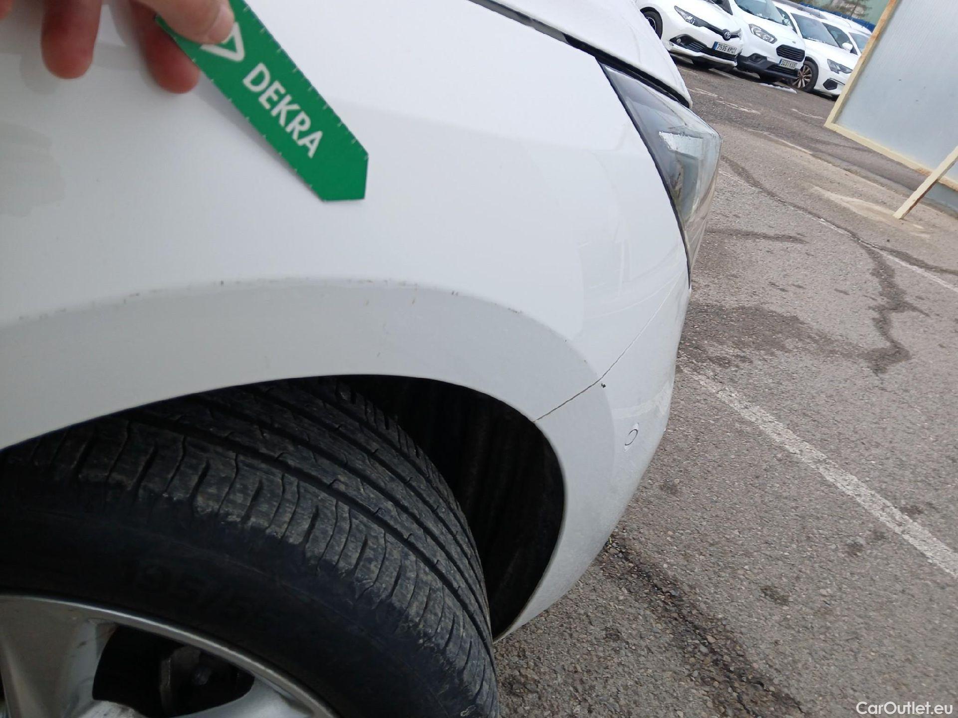  Opel  Corsa OPEL  1.2T XHL 74kW (100CV) Elegance #37