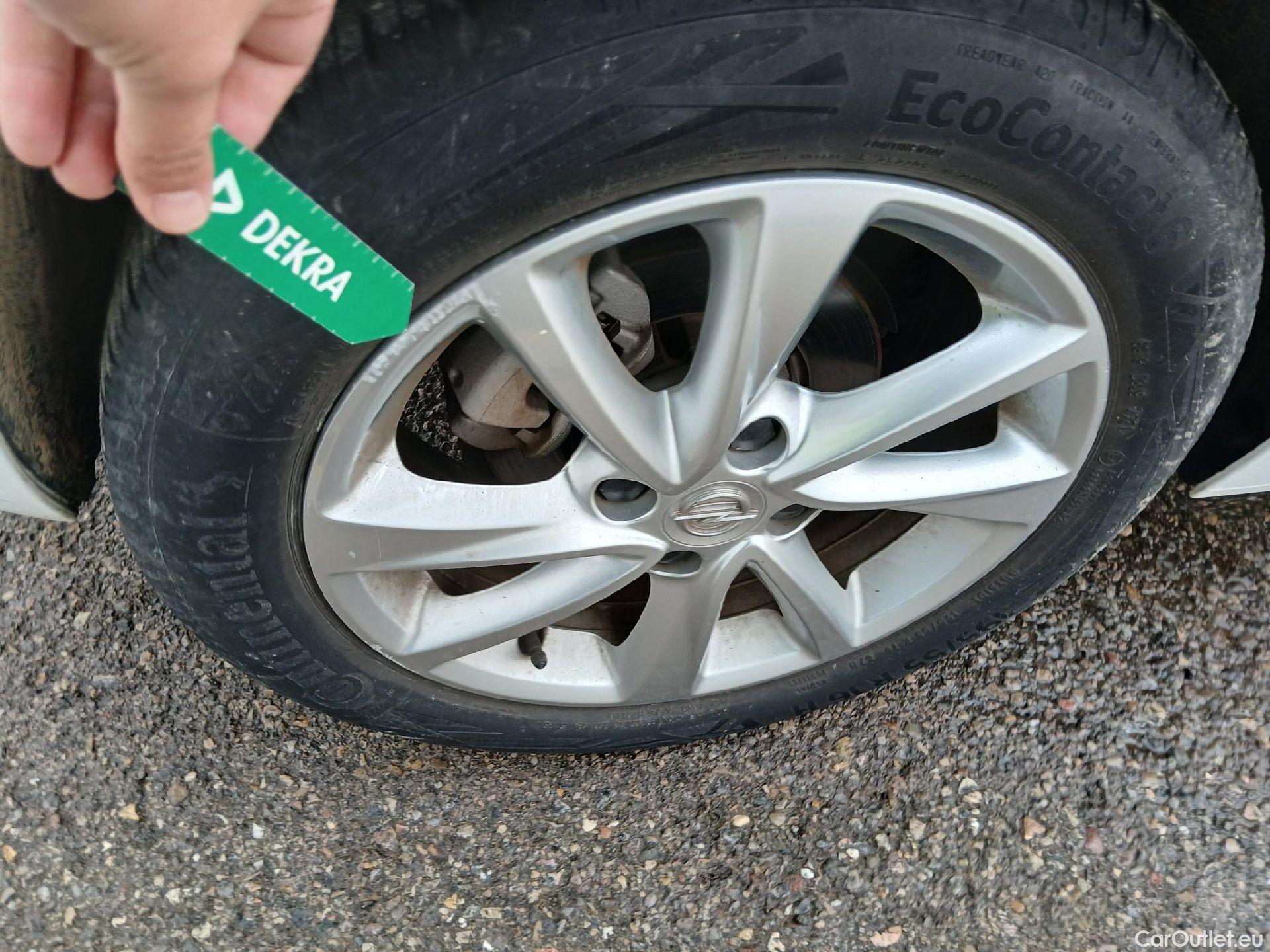  Opel  Corsa OPEL  1.2T XHL 74kW (100CV) Elegance #29