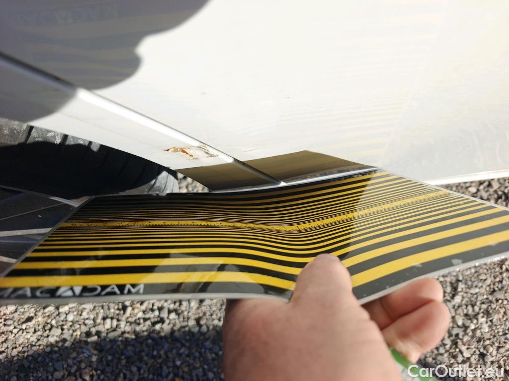  Toyota  Auris TOYOTA  5p 2G berlina con portón 1.8 140H Hybrid Feel! Edition #18