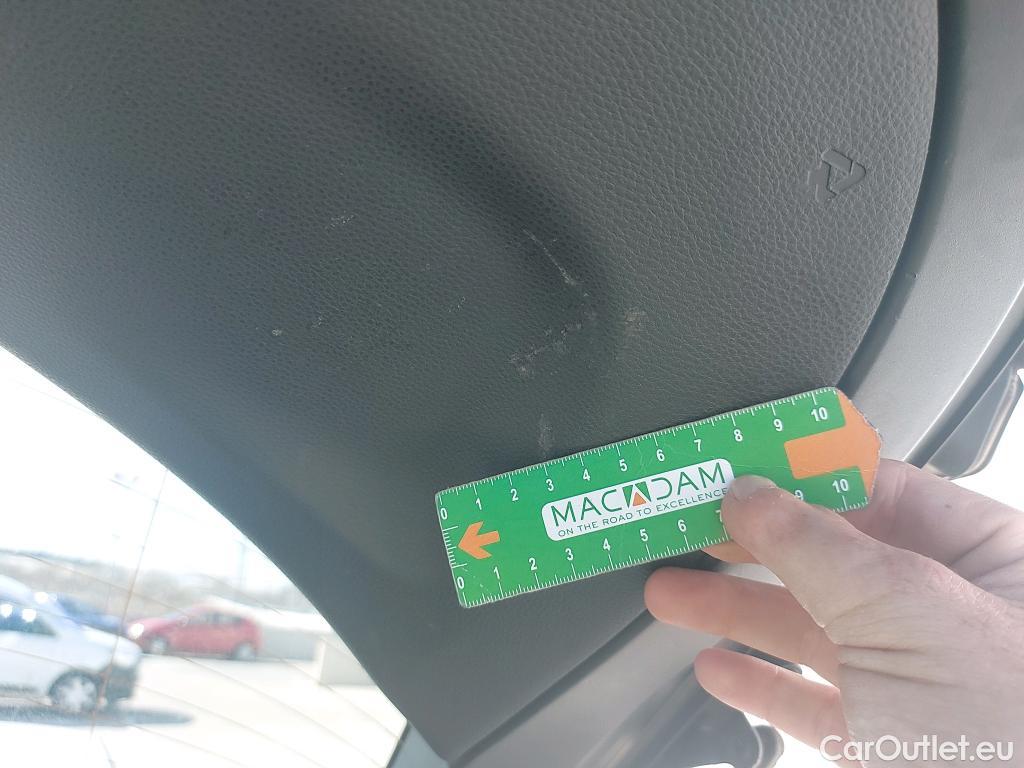  Toyota  Corolla TOYOTA  1.8 125H ACTIVE TECH E-CVT #40