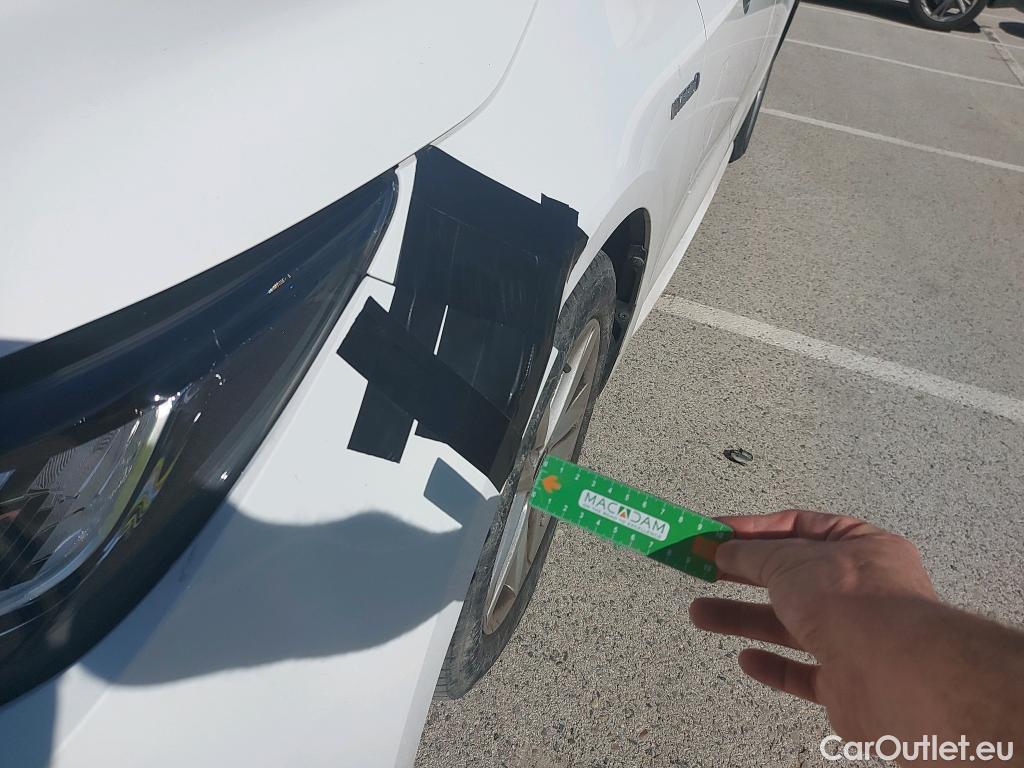  Toyota  Corolla TOYOTA  1.8 125H ACTIVE TECH E-CVT #20