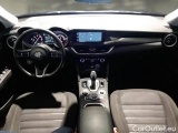  Alfa Romeo   STELVIO ALFA ROMEO / 2017 / 5P / SUV 2.2 TURBO DIESEL 190CV BUSINESS AT8 Q4 #3