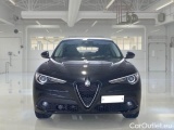  Alfa Romeo   STELVIO ALFA ROMEO / 2017 / 5P / SUV 2.2 TURBO DIESEL 190CV BUSINESS AT8 Q4 #6