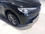  Alfa Romeo   STELVIO ALFA ROMEO / 2017 / 5P / SUV 2.2 TURBO DIESEL 190CV BUSINESS AT8 Q4 #41