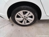  Volkswagen  Golf  VOLKSWAGEN / 2019 / 5P / BERLINA 2.0 TDI SCR 110KW LIFE DSG #61
