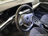  Volkswagen  Golf  VOLKSWAGEN / 2019 / 5P / BERLINA 2.0 TDI SCR 110KW LIFE DSG #64