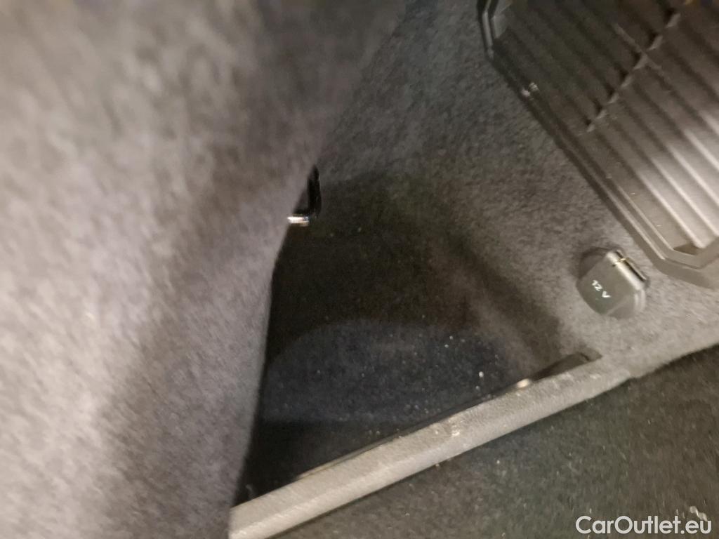  Audi  Q3 AUDI  Sportback / 2019 / 5P / SUV 45 TFSI E 245 S TRONIC S LINE #4