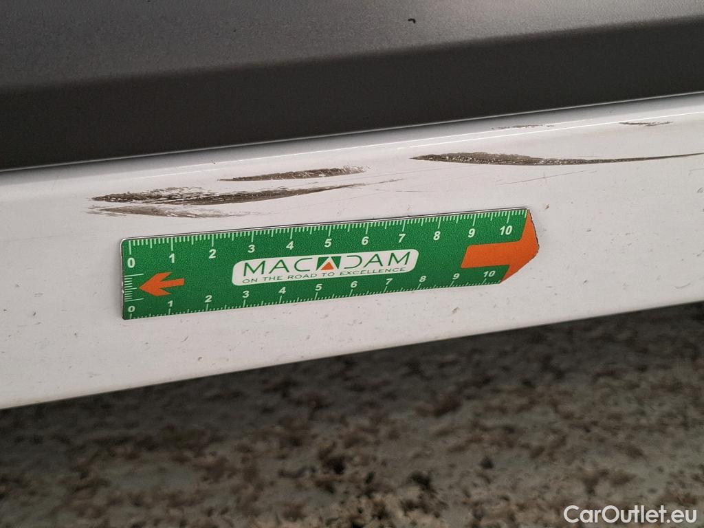  Hyundai   Ioniq Ioniq Business Hybrid 1.6 GDI 140CV BVA6 E6 #11