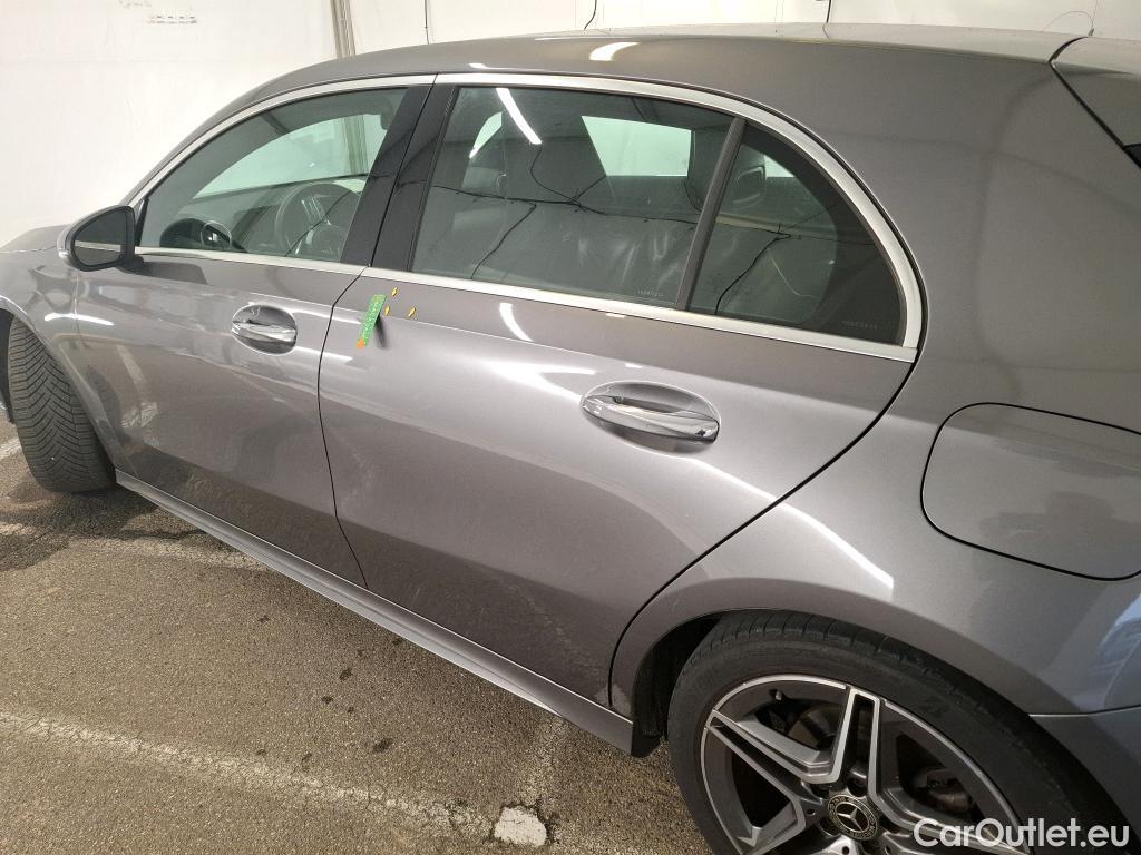  Mercedes  A-Klasse MERCEDES-BENZ Classe A Compact / 2018 / 5P / Berline A 180 AMG Line #19