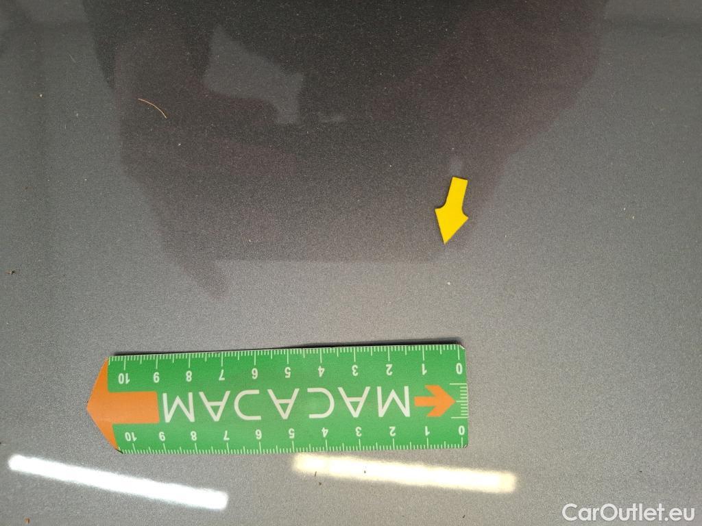  Mercedes  A-Klasse MERCEDES-BENZ Classe A Compact / 2018 / 5P / Berline A 180 AMG Line #24