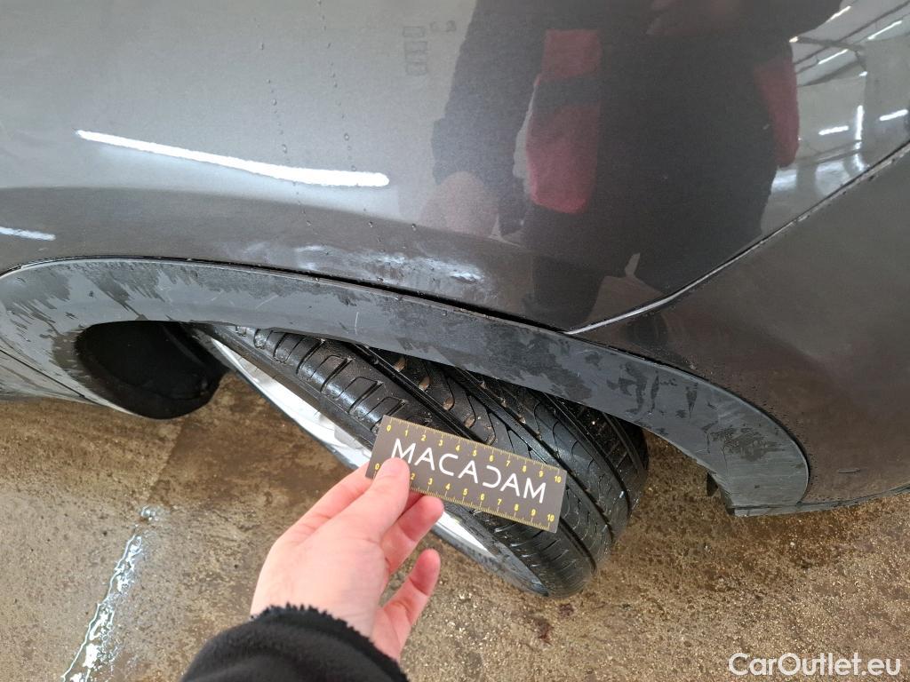  Citroen  C5 CITROEN  Aircross / 2018 / 5P / SUV Hybrid 225 ë-EAT8 Business #9