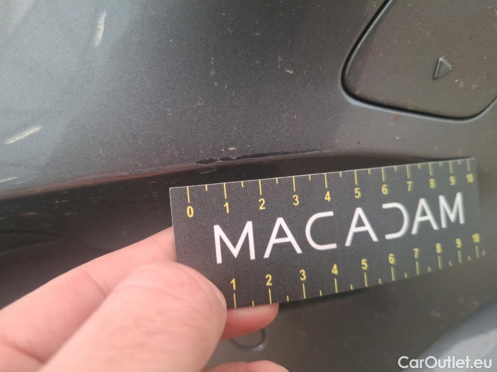  Mercedes  A-Klasse MERCEDES-BENZ Classe A Berline / 2018 / 4P / Berline A 250 e AMG Line 8G-DCT #10