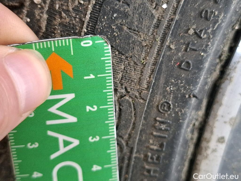  Bmw  Serie 1 1 Berline 118 d Edition Sport 2.0 150CV BVA8 E6d #12