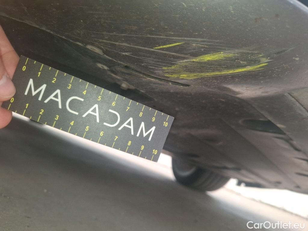  Mercedes  A-Klasse MERCEDES-BENZ Classe A Berline / 2018 / 4P / Berline A 250 e AMG Line 8G-DCT #9