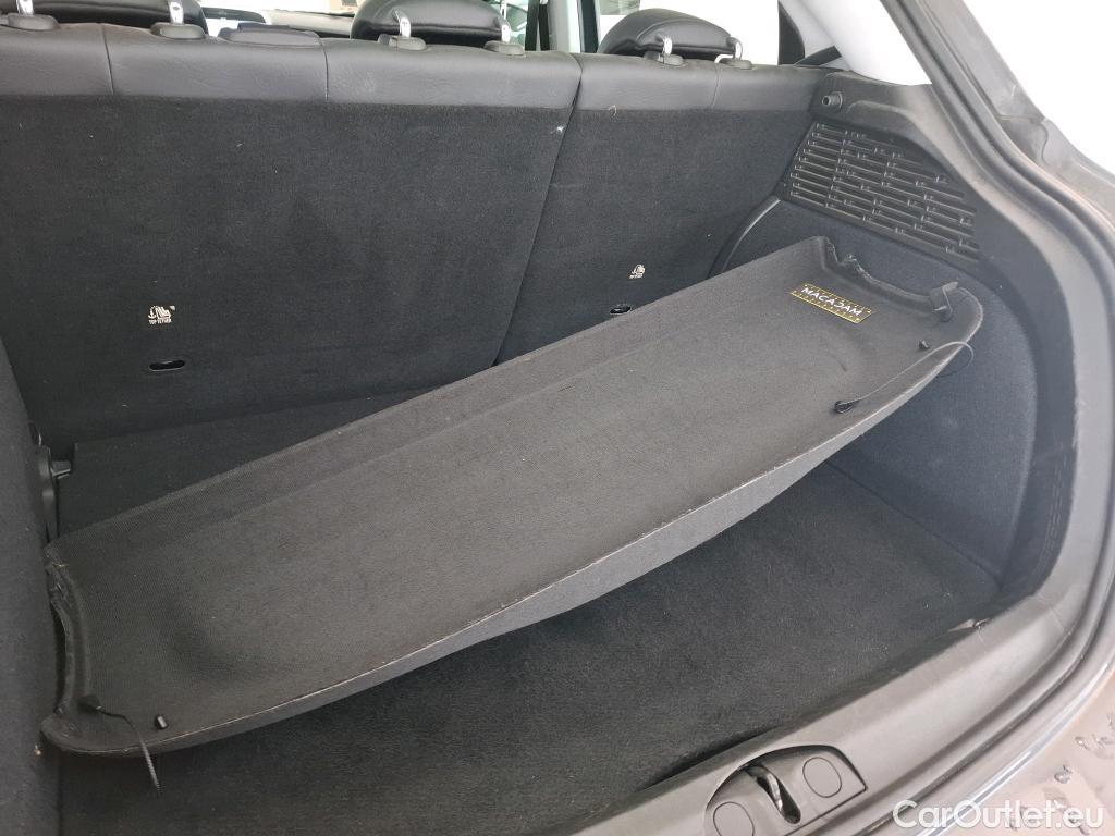  Fiat  500 FIAT X / 2018 / 5P / SUV 1.0 FFly T T3 120ch Cross #3