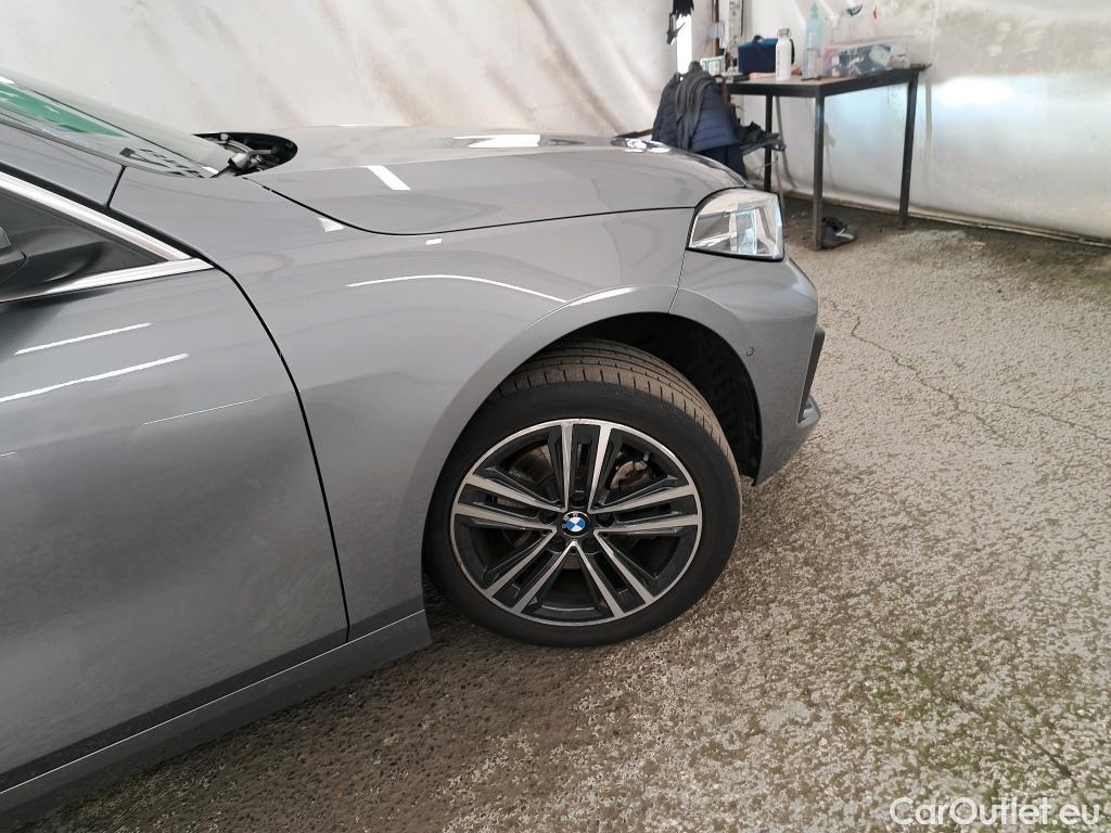  Bmw  Serie 1 BMW Série 1 2019 5P Berline 116i Business Design #8