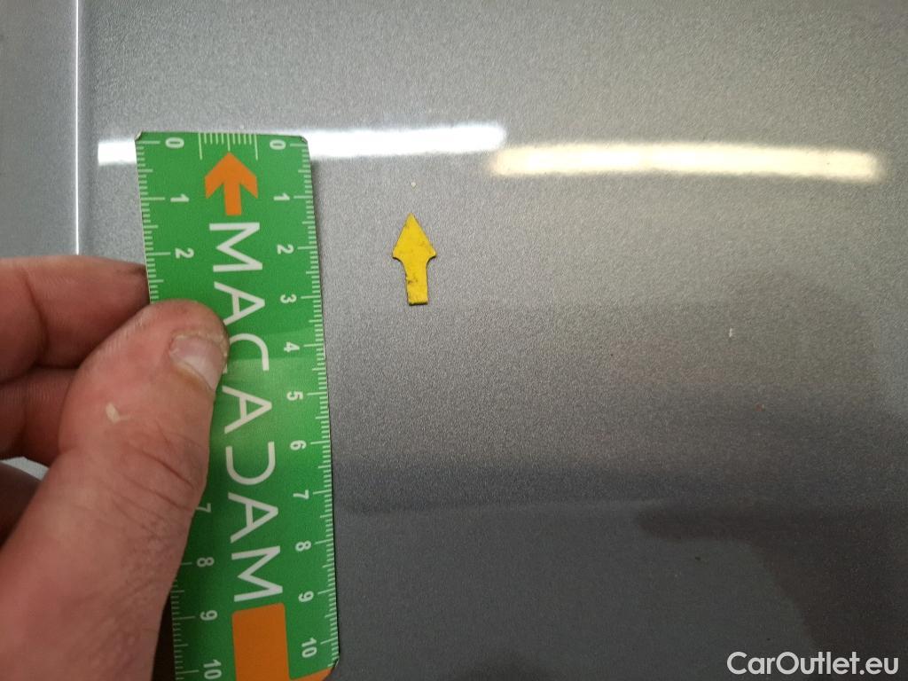  Mercedes  A-Klasse MERCEDES-BENZ Classe A Compact / 2018 / 5P / Berline A 180 AMG Line #26