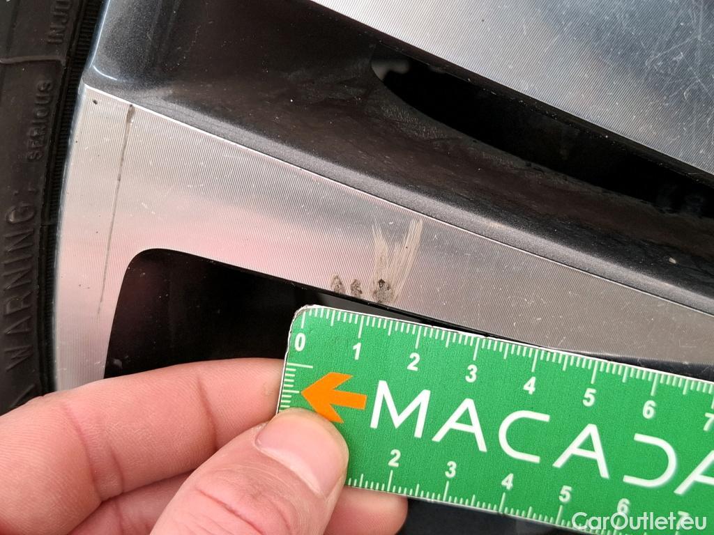  Peugeot  3008  Allure Pack 1.5 HDi 130CV BVA8 E6d #9