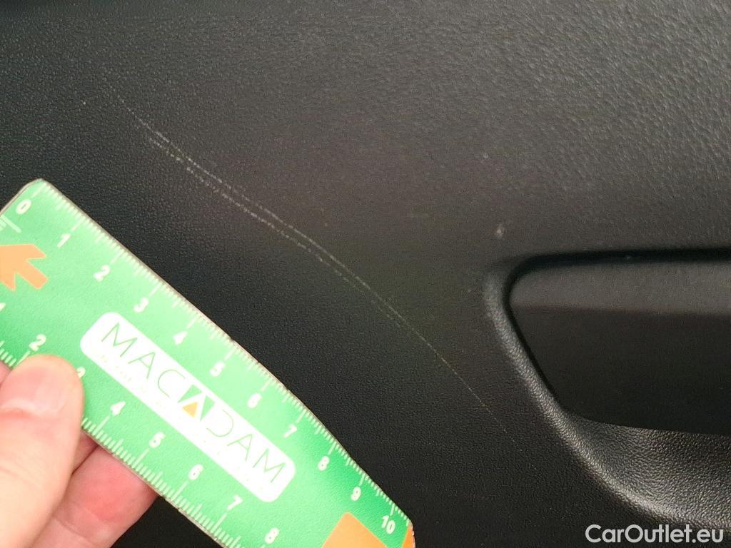  Peugeot  208  Allure Business 1.2 PureTech 110CV BVM6 E6dT #6