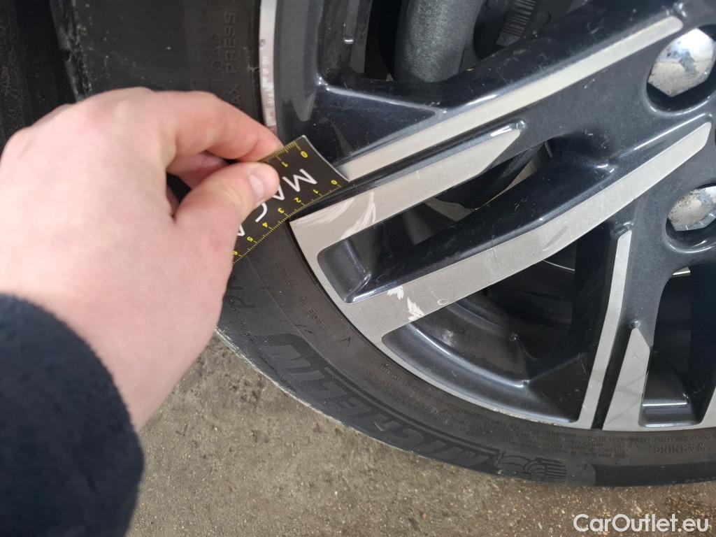  Peugeot  208  Allure Business 1.5 HDi 100CV BVM6 E6d #25