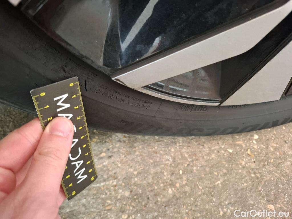  Nissan  Juke NISSAN  / 2019 / 5P / Crossover DIG-T 114 BVM6 Acenta #3