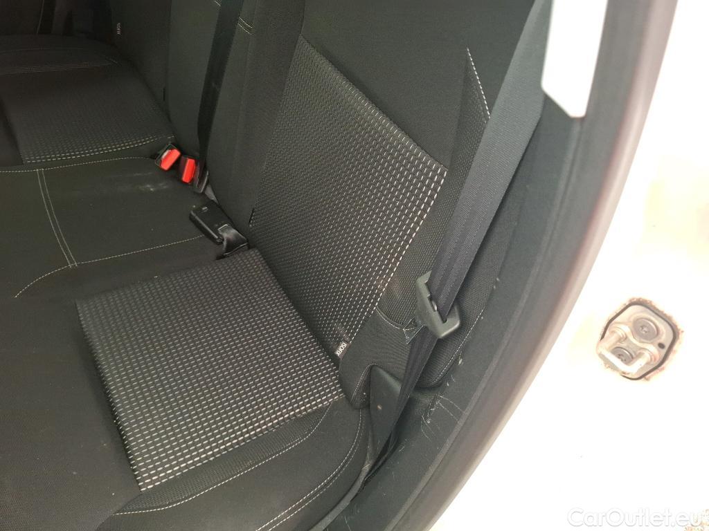  Peugeot  208  Allure Business 1.2 PureTech 110CV BVM6 E6dT #7