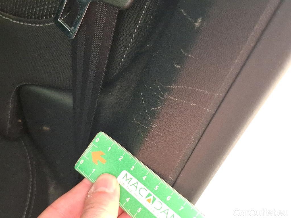  Peugeot  208  Allure Business 1.2 PureTech 110CV BVM6 E6dT #8