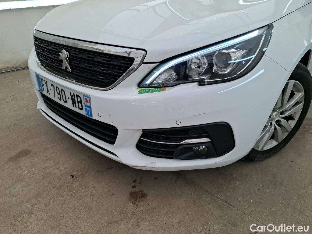  Peugeot  308 PEUGEOT  / 2017 / 5P / Berline Puretech 110 S&S Active Business #4