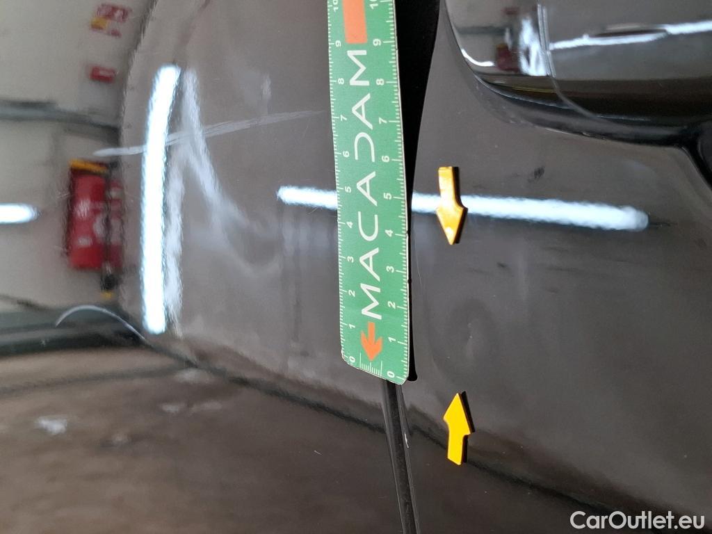  Peugeot  3008  Allure Pack 1.5 HDi 130CV BVA8 E6d #29