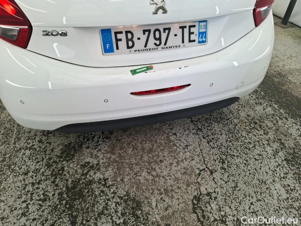  Peugeot  208  Allure Business 1.2 PureTech 110CV BVM6 E6dT #1