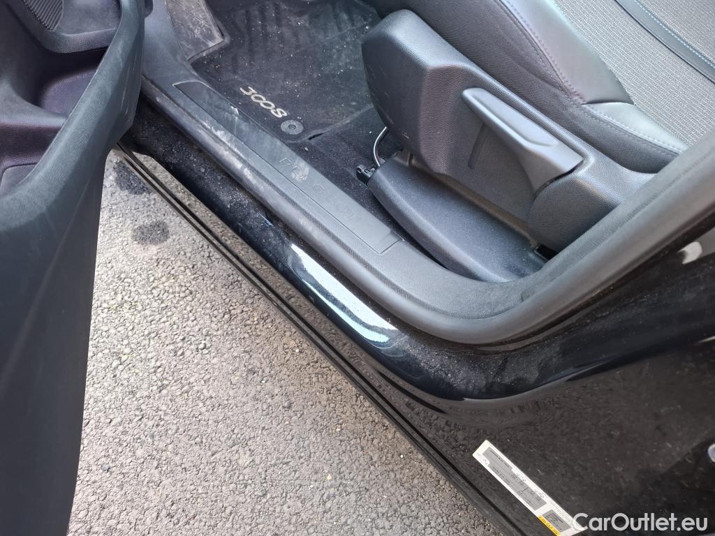  Peugeot  3008  Allure Pack 1.5 HDi 130CV BVA8 E6d #45