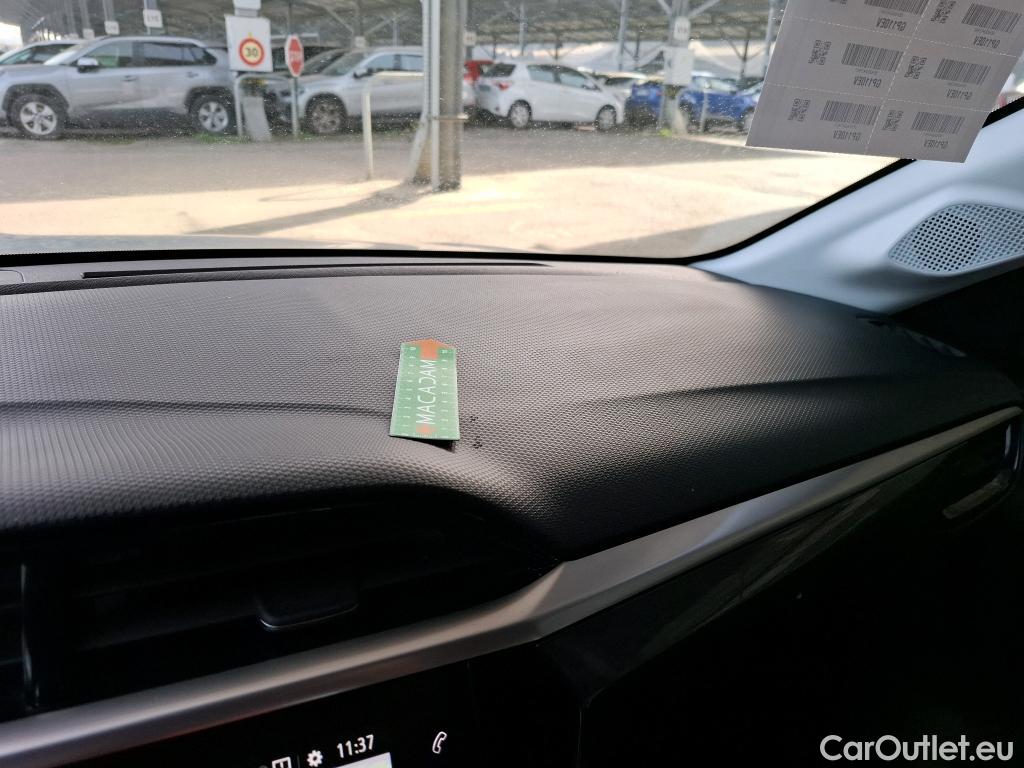  Opel  Corsa  F Elegance Business 1.2 Turbo 100CV BVM6 E6d #8