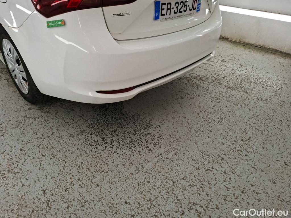  Toyota  Avensis TOYOTA  4p Berline 112 D-4D Active Pro #46