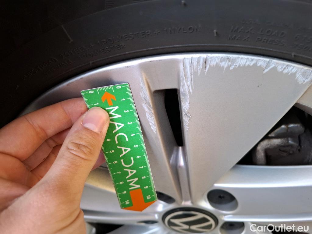  Volkswagen  Golf  VOLKSWAGEN / 2020 / 5P / Berline 2.0 TDI SCR 115 DSG7 LIFE SOCI BUSINESS #9