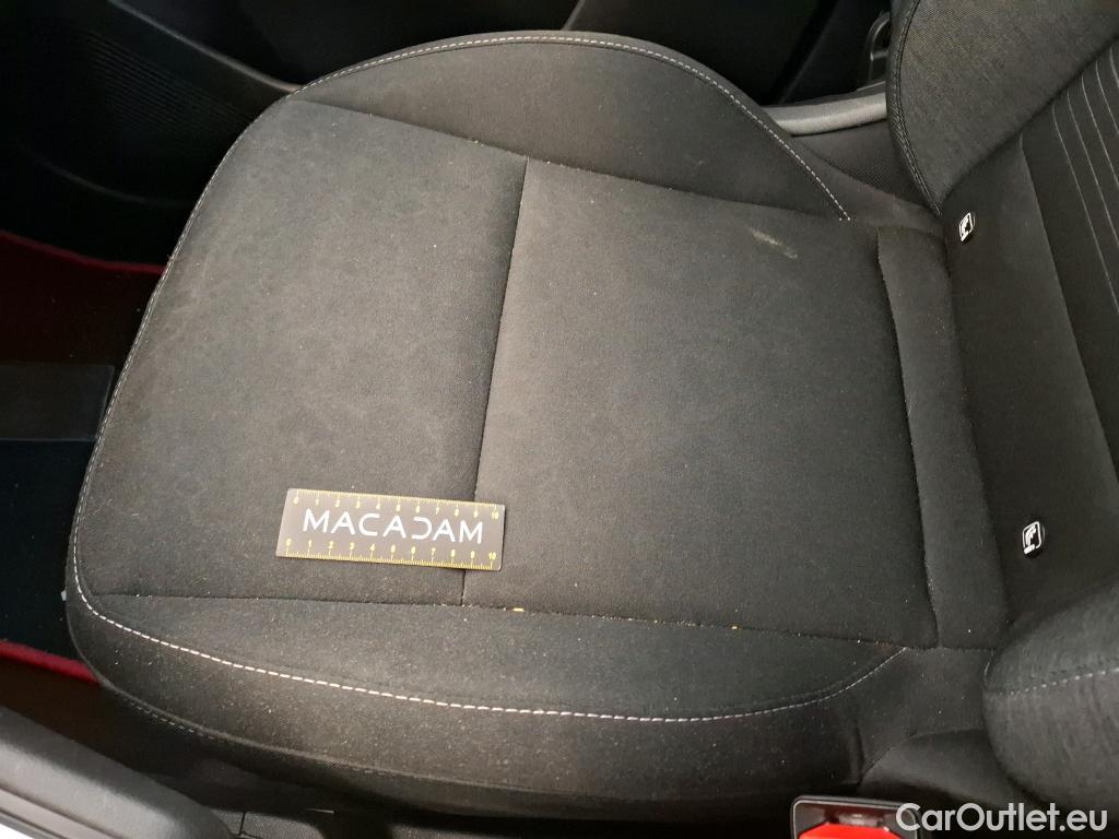  Renault  Captur  II Business 1.5 dCi 115CV BVA7 E6dT #9