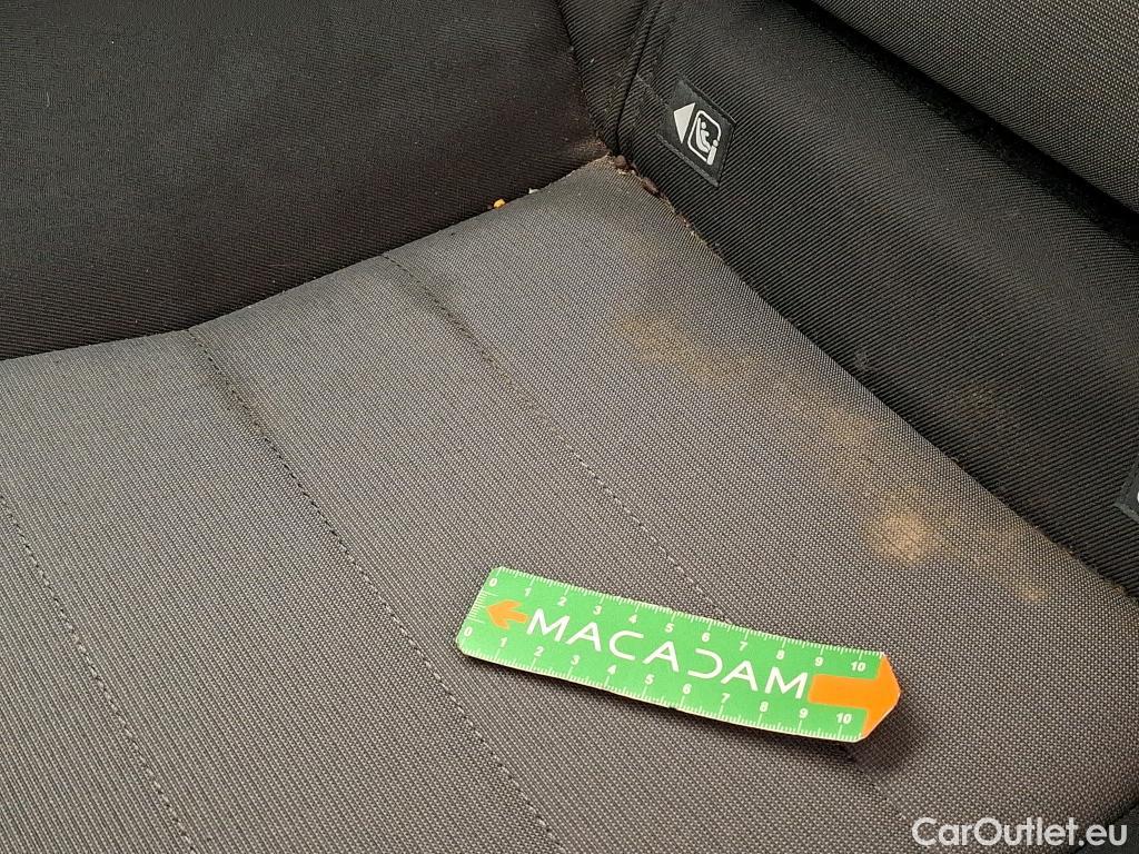  Toyota  Avensis TOYOTA  4p Berline 112 D-4D Active Pro #41