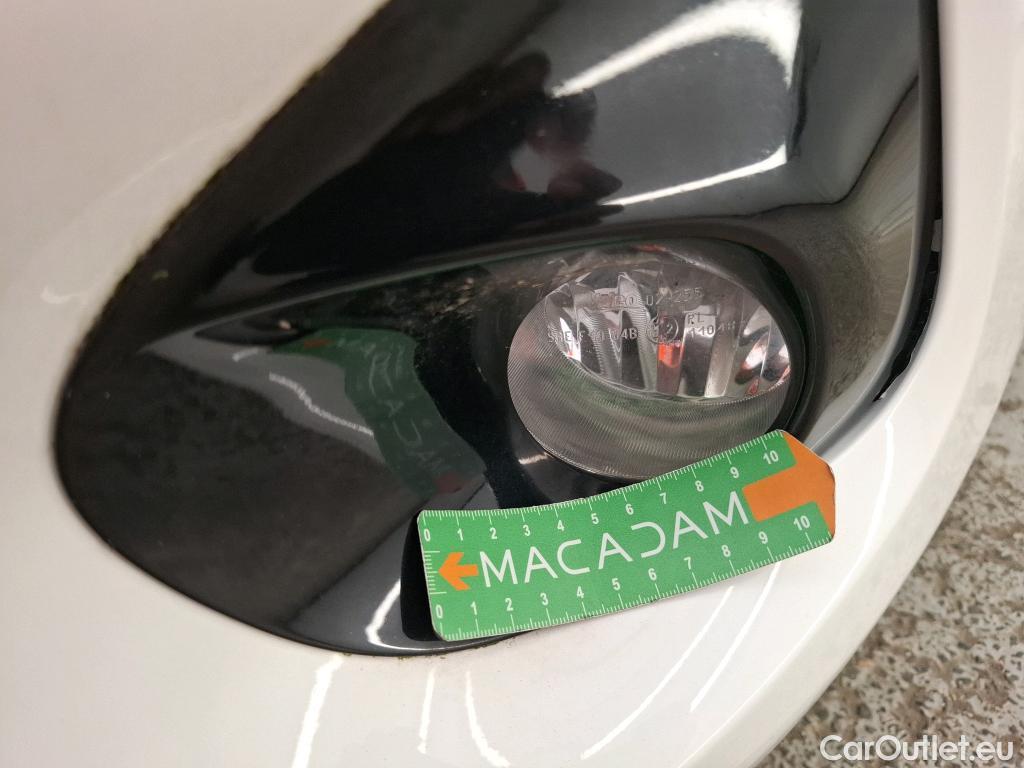  Toyota  Avensis TOYOTA  4p Berline 112 D-4D Active Pro #32