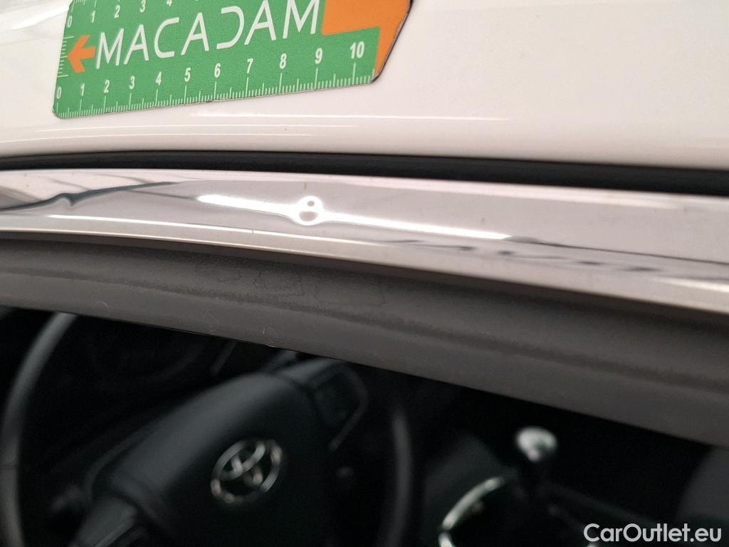  Toyota  Avensis TOYOTA  4p Berline 112 D-4D Active Pro #28