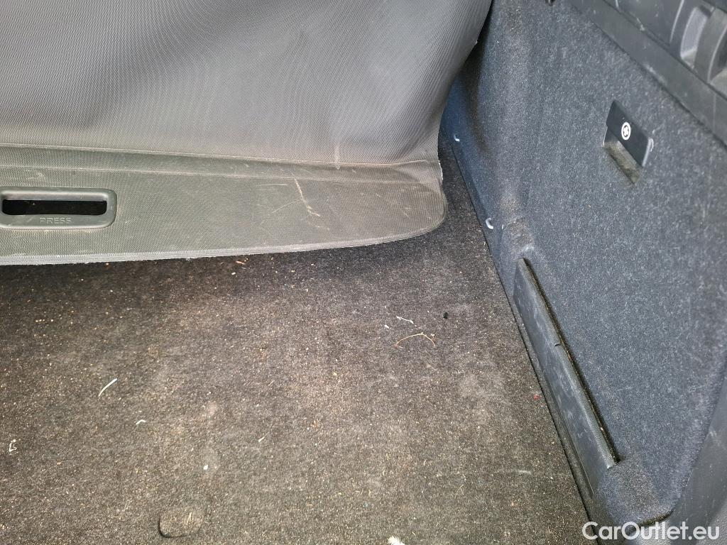  Skoda  Superb  Break Business 2.0 TDI 150CV BVA7 E6d #8