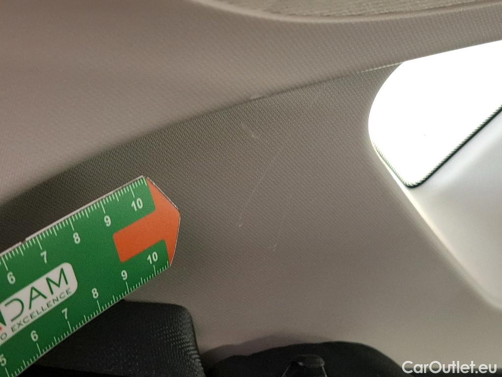  Renault  Captur RENAULT  5p Crossover Business TCe 90- 19 #24